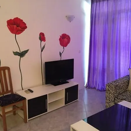 64 Apartment